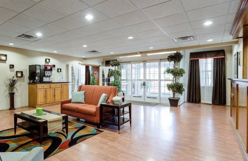 Grenada Hotel | Comfort Inn & Suites Grenada