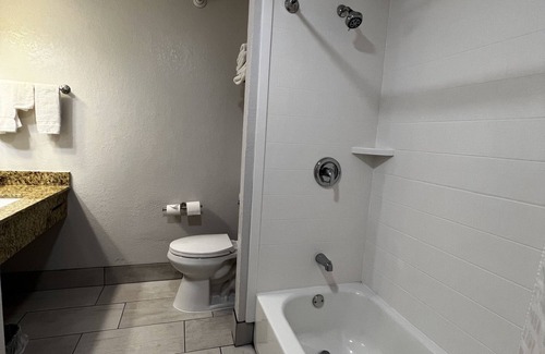 New Lisbon Hotel | Comfort Inn & Suites