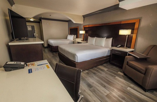 North Hollywood Hotel | Comfort Inn & Suites Near Universal - N. Hollywood - Burbank