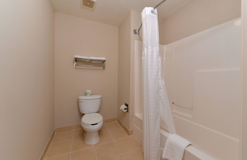 Walcott Hotel | Comfort Inn Walcott near Davenport