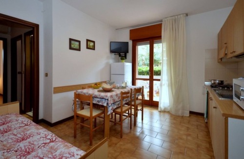 Lignano Pineta Apartment | Comfort Meets Leisure – Apartment with Private Pool