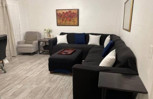 Elizabeth City House | Comfort & Quiet in a central location