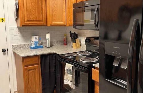 Elizabeth City House | Comfort & Quiet in a Central location