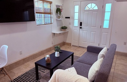 Van Nuys Apartment | Comfort Studio Near 101/405