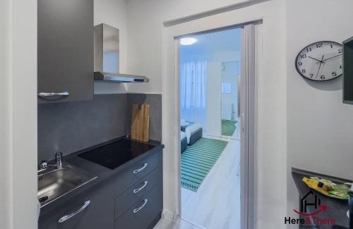 Sestri Ponente Apartment | Comfort Suite - Airport 5min - AC - Smart TV