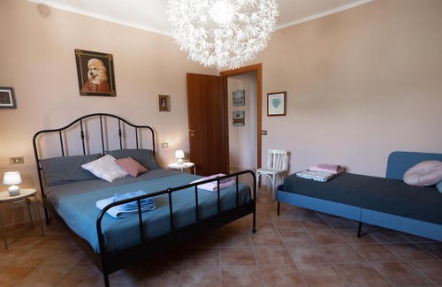Assisi Apartment | Comfort Suite Apt On The Countryside, Assisi, Italy