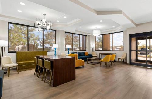 Augusta Hotel | Comfort Suites Augusta Riverwatch