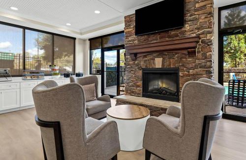 Augusta Hotel | Comfort Suites Augusta Riverwatch