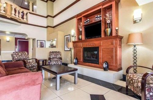 Bakersfield Hotel | Comfort Suites Bakersfield