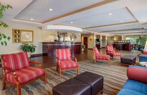 St. Martin Hotel | Comfort Suites Biloxi/Ocean Springs