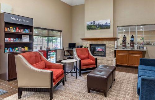 Fort Collins Hotel | Comfort Suites Fort Collins Near University