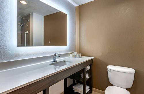 Fort Pierce Hotel | Comfort Suites Fort Pierce I-95