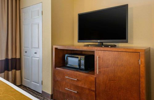 The Villages Hotel | Comfort Suites Lady Lake - The Villages