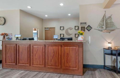 Lake Geneva Hotel | Comfort Suites Lake Geneva East
