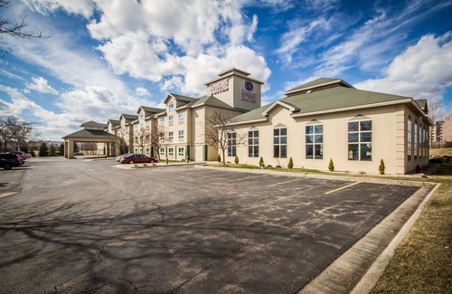 Madison Hotel | Comfort Suites Madison West - Middleton