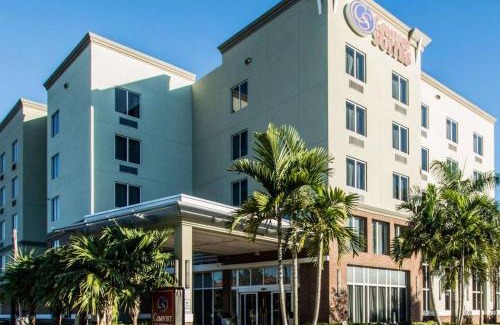 Miami Springs Hotel | Comfort Suites Miami Airport North