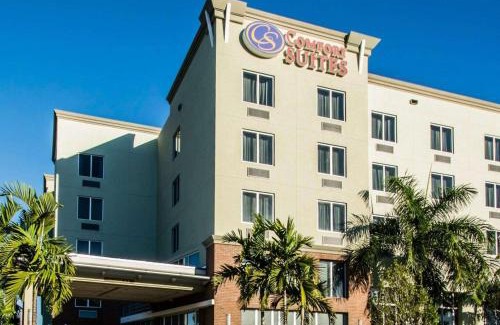 Miami Springs Hotel | Comfort Suites Miami Airport North