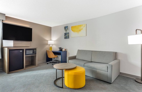 Nacogdoches Hotel | Comfort Suites Nacogdoches