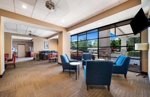 Paw Creek Hotel | Comfort Suites Northlake