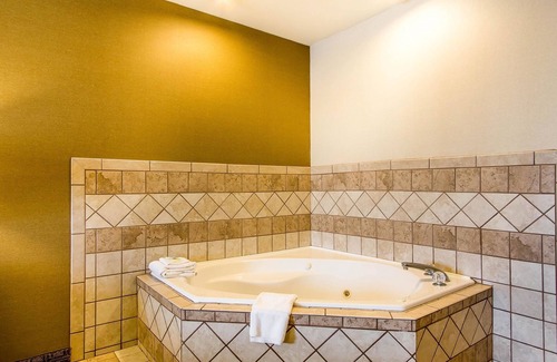 Richmond Hotel | Comfort Suites Richmond
