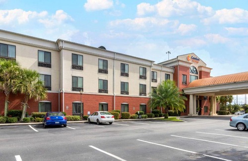 Port Wentworth Hotel | Comfort Suites Savannah North