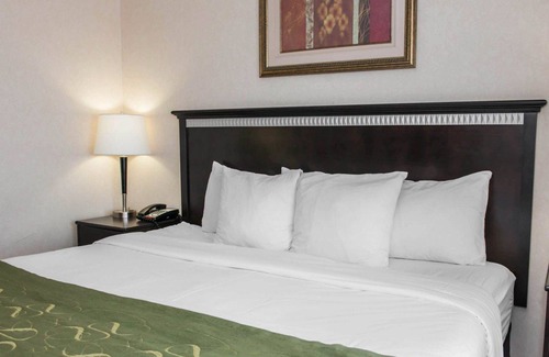 Southport Hotel | Comfort Suites Southport