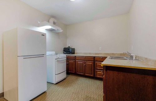 Benbrook Hotel | Comfort Suites