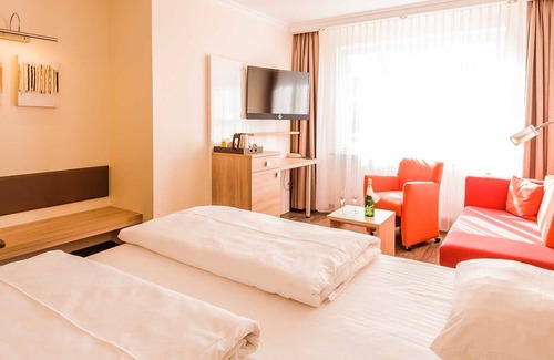 Buxtehude Apartment | Comfort triple room - Hotel An der Linah