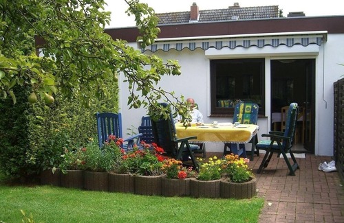 Landkirchen House | Comfortable vacation home Hus Fiete with garden and terrace on Fehmarn