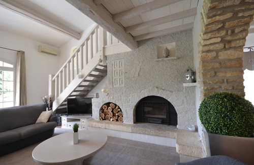L'Isle-sur-la-Sorgue House | Comfortable house for a great family vacation