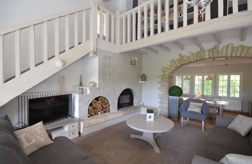 L'Isle-sur-la-Sorgue House | Comfortable house for a great family vacation