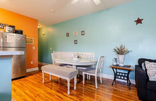 Myrtle Beach Condo | Comfortable 2 Bedroom, 2 Bathroom Condo, 2 Blocks from the Beach
