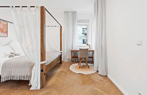 Floridsdorf Apartment | Comfortable 2 Bedroom Apartment