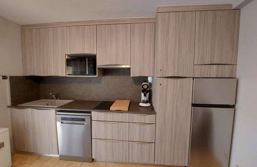 Marseillan Plage Apartment | Comfortable 2-room cabin, 6 pax, parking in Marseillan-Plage