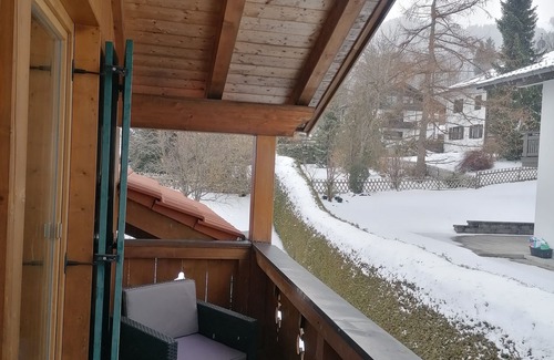 Bad Kohlgrub Apartment | Comfortable 2 room apartment only 200 meters from the valley station.