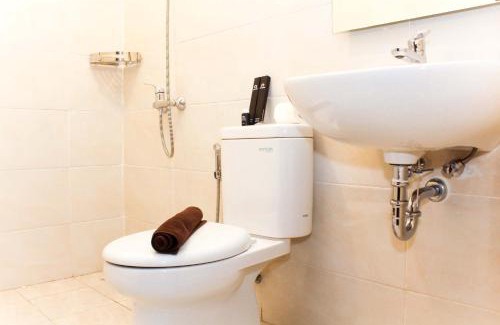 Cikarang Apartment | Comfortable 2BR Apartment at Mustika Golf Residence By Travelio