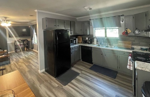 Irmo House | Comfortable 3 bedroom home minutes from Lake Murray!