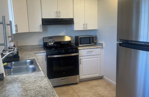 California City House | Comfortable 4-bedroom Stay in Easy Going Cal-City!