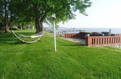 Stevensville House | Comfortable 5 Bedroom Waterfront Home on Chesapeake Bay