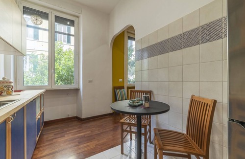 Universita Apartment | Comfortable 75sqm apartment able to accommodate up to 2 people, located on the first floor of a period building with elevator (not suitable for disabled people). The property is located in an area full of services just a few minutes away from Piazza Bolo