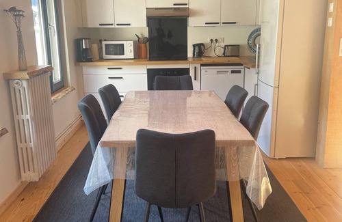 Mont-Dore House | COMFORTABLE ACCOMMODATION WITH TERRACE AND GROUNDS.
