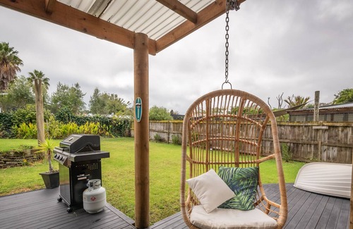 Blackpool House | Comfortable Adaptable home in a great location on Waiheke