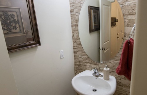Bluffdale House | Comfortable and clean townhome