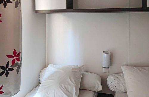 Treves House | Comfortable and compact mobile home near the river Le Trèvezel.