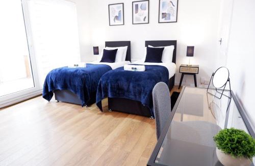 Cambridge House | Comfortable and cozy 4-bedroom house near the hospital