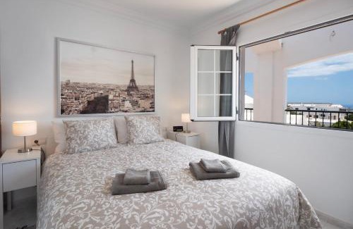 Tias House | Comfortable and modern apartment next to the Avenida central in Tías
