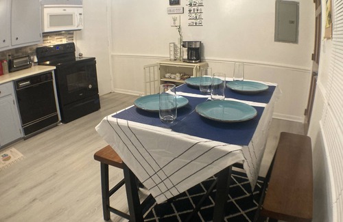 Thomasville Apartment | Comfortable and quiet apartment minutes from downtown in Thomasville