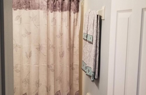 Spring Hill House | Comfortable and Relaxing family home near Weeki Wachee Springs