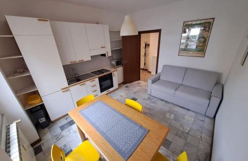Gorla Apartment | Comfortable and spacious apartment in Milan