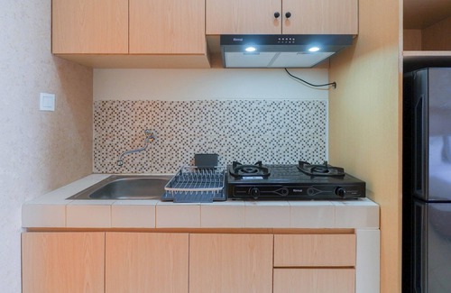 Depok Apartment | Comfortable And Well Furnished Studio Dave Apartment